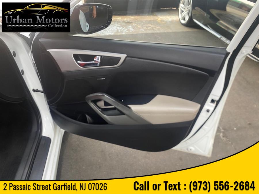 Used Hyundai Veloster w/Gray Int 2012 | Urban Motors Collection. Garfield, New Jersey Used Hyundai Veloster w/Gray Int 2012 | Urban Motors Collection. Garfield, New Jersey