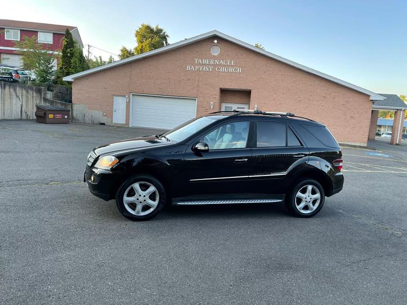 2008 Mercedes-Benz M-Class 4MATIC 4dr 3.5L, available for sale in New Britain, Connecticut | Supreme Automotive. New Britain, Connecticut 2008 Mercedes-Benz M-Class 4MATIC 4dr 3.5L, available for sale in New Britain, Connecticut | Supreme Automotive. New Britain, Connecticut