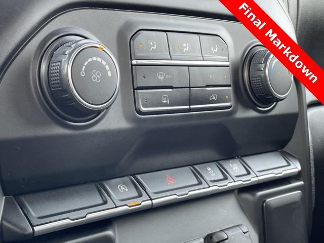 Used Chevrolet Silverado 1500 LT 2020 | Blasius Federal Road. Brookfield, Connecticut Used Chevrolet Silverado 1500 LT 2020 | Blasius Federal Road. Brookfield, Connecticut