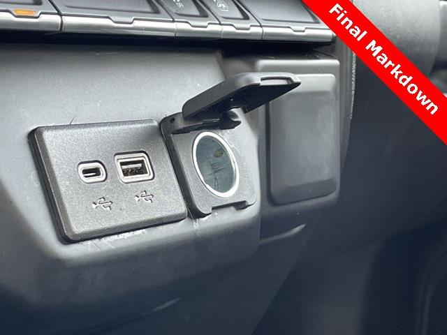 Used Chevrolet Silverado 1500 LT 2020 | Blasius Federal Road. Brookfield, Connecticut Used Chevrolet Silverado 1500 LT 2020 | Blasius Federal Road. Brookfield, Connecticut