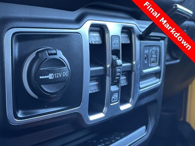 2020 Jeep Wrangler Unlimited Sahara, available for sale in Brookfield, Connecticut | Blasius Federal Road. Brookfield, Connecticut 2020 Jeep Wrangler Unlimited Sahara, available for sale in Brookfield, Connecticut | Blasius Federal Road. Brookfield, Connecticut