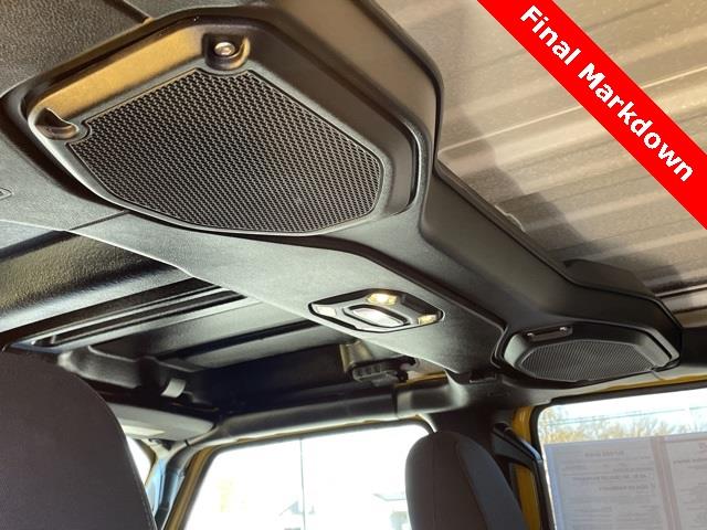 2020 Jeep Wrangler Unlimited Sahara, available for sale in Brookfield, Connecticut | Blasius Federal Road. Brookfield, Connecticut 2020 Jeep Wrangler Unlimited Sahara, available for sale in Brookfield, Connecticut | Blasius Federal Road. Brookfield, Connecticut