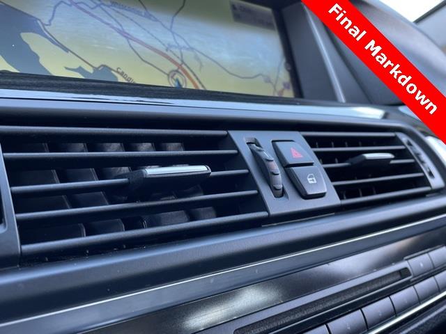 2015 BMW 5 Series 528i xDrive, available for sale in Brookfield, Connecticut | Blasius Federal Road. Brookfield, Connecticut 2015 BMW 5 Series 528i xDrive, available for sale in Brookfield, Connecticut | Blasius Federal Road. Brookfield, Connecticut