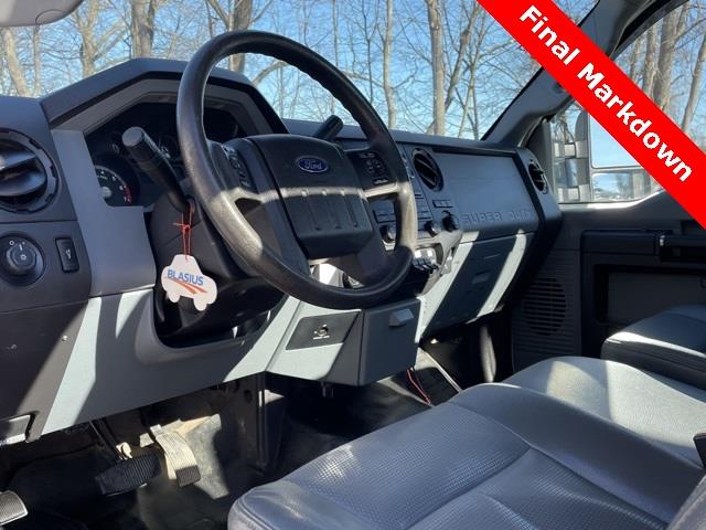 2015 Ford F-350sd XL, available for sale in Brookfield, Connecticut | Blasius Federal Road. Brookfield, Connecticut 2015 Ford F-350sd XL, available for sale in Brookfield, Connecticut | Blasius Federal Road. Brookfield, Connecticut