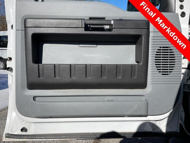 2015 Ford F-350sd XL, available for sale in Brookfield, Connecticut | Blasius Federal Road. Brookfield, Connecticut 2015 Ford F-350sd XL, available for sale in Brookfield, Connecticut | Blasius Federal Road. Brookfield, Connecticut