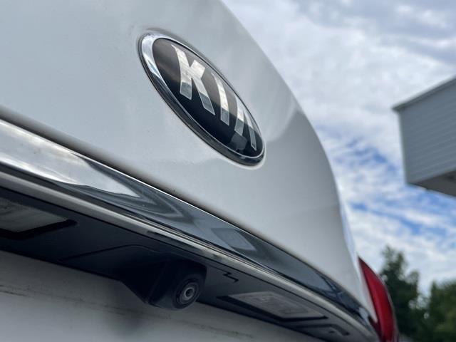 Used Kia Cadenza Premium 2015 | Blasius Federal Road. Brookfield, Connecticut Used Kia Cadenza Premium 2015 | Blasius Federal Road. Brookfield, Connecticut