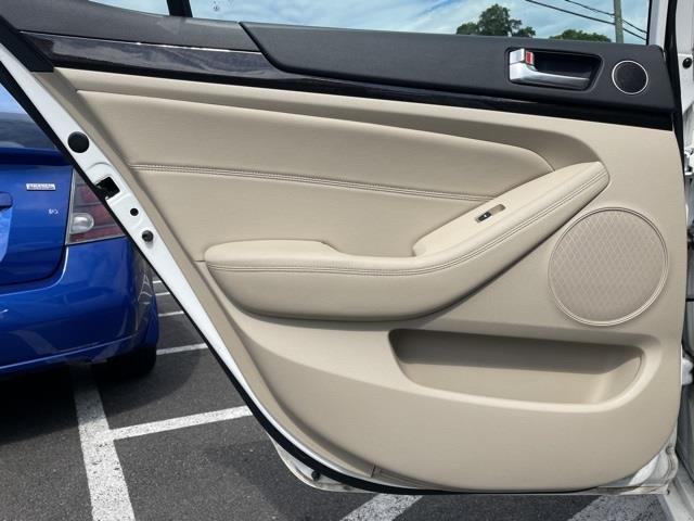 Used Kia Cadenza Premium 2015 | Blasius Federal Road. Brookfield, Connecticut Used Kia Cadenza Premium 2015 | Blasius Federal Road. Brookfield, Connecticut