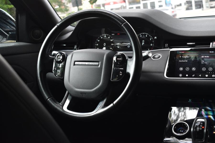 Used Land Rover Range Rover Evoque SE AWD 4dr SUV 2020 | Camy Cars. Great Neck, New York Used Land Rover Range Rover Evoque SE AWD 4dr SUV 2020 | Camy Cars. Great Neck, New York