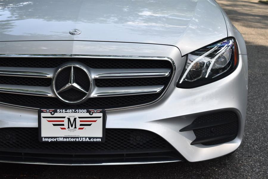 Used Mercedes-benz E-class E 300 4MATIC AWD 4dr Sedan 2017 | Camy Cars. Great Neck, New York Used Mercedes-benz E-class E 300 4MATIC AWD 4dr Sedan 2017 | Camy Cars. Great Neck, New York