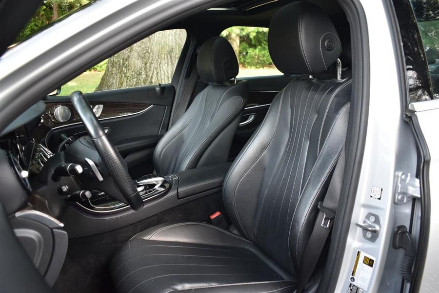 Used Mercedes-benz E-class E 300 4MATIC AWD 4dr Sedan 2017 | Camy Cars. Great Neck, New York Used Mercedes-benz E-class E 300 4MATIC AWD 4dr Sedan 2017 | Camy Cars. Great Neck, New York
