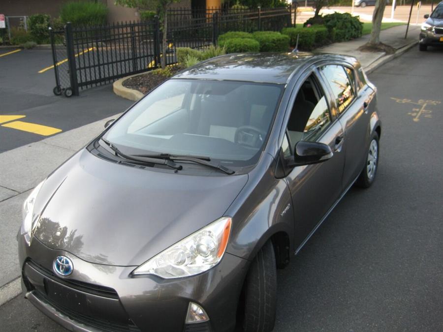 2012 Toyota Prius c Two 4dr Hatchback, available for sale in Massapequa, New York | Rite Choice Auto Inc.. Massapequa, New York 2012 Toyota Prius c Two 4dr Hatchback, available for sale in Massapequa, New York | Rite Choice Auto Inc.. Massapequa, New York
