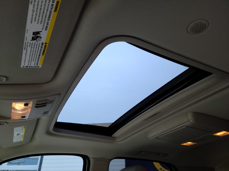 Used Chevrolet Tahoe Hybrid 4WD 4dr 2013 | Chip's Auto Sales Inc. Milford, Connecticut Used Chevrolet Tahoe Hybrid 4WD 4dr 2013 | Chip's Auto Sales Inc. Milford, Connecticut