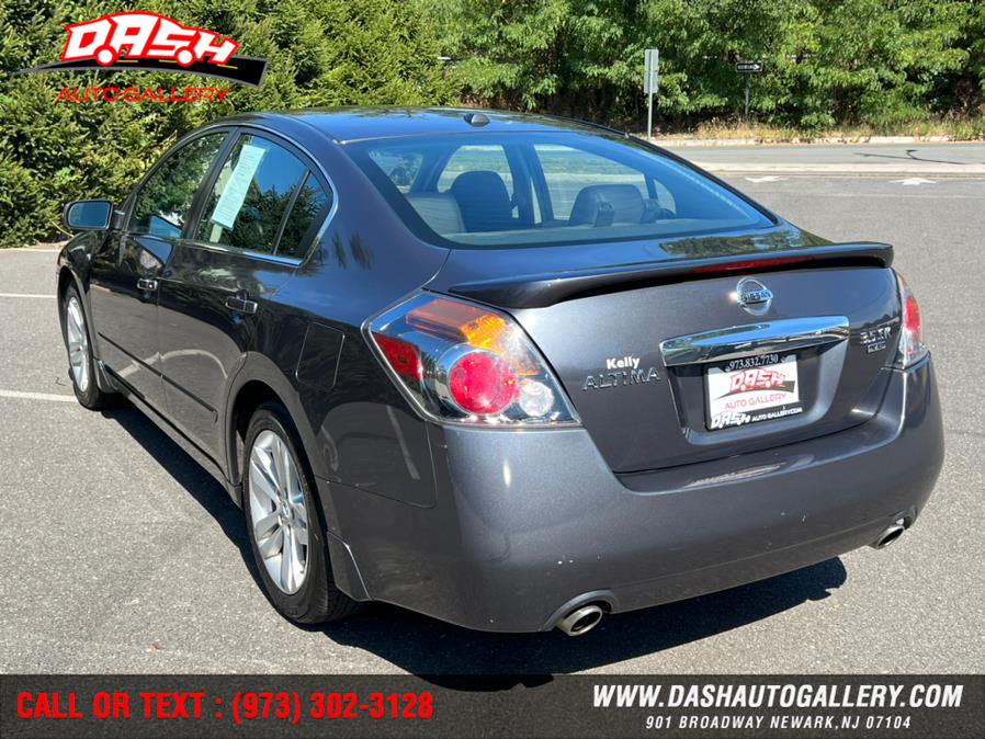 2012 Nissan Altima 4dr Sdn V6 CVT 3.5 SR, available for sale in Newark, New Jersey | Dash Auto Gallery Inc.. Newark, New Jersey 2012 Nissan Altima 4dr Sdn V6 CVT 3.5 SR, available for sale in Newark, New Jersey | Dash Auto Gallery Inc.. Newark, New Jersey