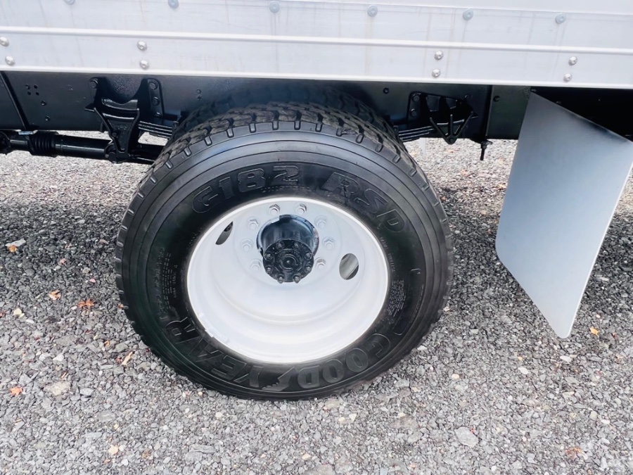 2013 Ford Super Duty F-750 Straight Frame 26FT DRY BOX + CUMMINS ENGINE + LOW MILES + NO CDL, available for sale in South Amboy, New Jersey | NJ Truck Spot. South Amboy, New Jersey 2013 Ford Super Duty F-750 Straight Frame 26FT DRY BOX + CUMMINS ENGINE + LOW MILES + NO CDL, available for sale in South Amboy, New Jersey | NJ Truck Spot. South Amboy, New Jersey