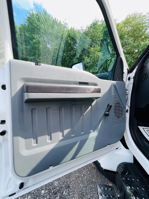 2013 Ford Super Duty F-750 Straight Frame 26FT DRY BOX + CUMMINS ENGINE + LOW MILES + NO CDL, available for sale in South Amboy, New Jersey | NJ Truck Spot. South Amboy, New Jersey 2013 Ford Super Duty F-750 Straight Frame 26FT DRY BOX + CUMMINS ENGINE + LOW MILES + NO CDL, available for sale in South Amboy, New Jersey | NJ Truck Spot. South Amboy, New Jersey