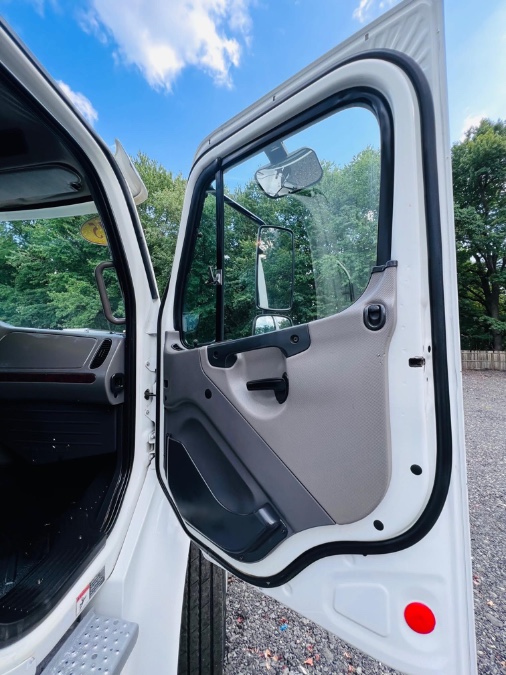 2015 Freightliner M2 DRY BOX + AIR RIDE + CUMMINS ENG + NO CDL, available for sale in South Amboy, New Jersey | NJ Truck Spot. South Amboy, New Jersey 2015 Freightliner M2 DRY BOX + AIR RIDE + CUMMINS ENG + NO CDL, available for sale in South Amboy, New Jersey | NJ Truck Spot. South Amboy, New Jersey