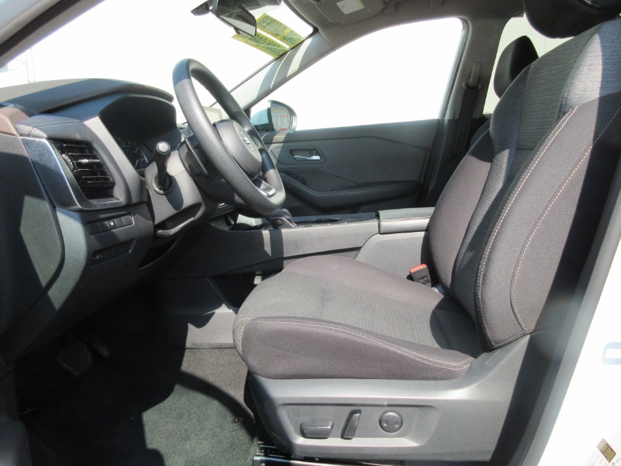 Used Nissan Rogue FWD SV 2021 | Route 27 Auto Mall. Linden, New Jersey Used Nissan Rogue FWD SV 2021 | Route 27 Auto Mall. Linden, New Jersey