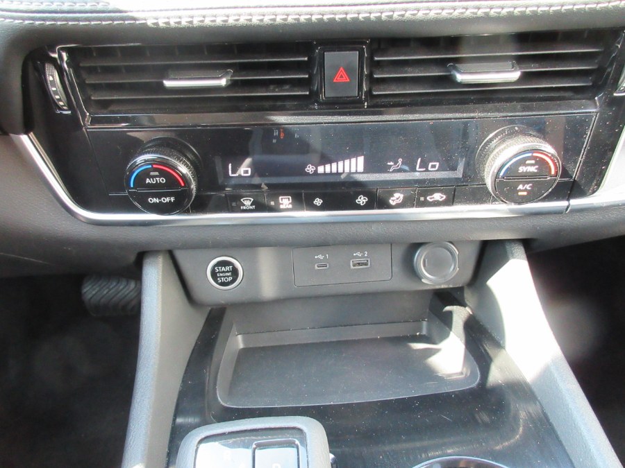 Used Nissan Rogue FWD SV 2021 | Route 27 Auto Mall. Linden, New Jersey Used Nissan Rogue FWD SV 2021 | Route 27 Auto Mall. Linden, New Jersey