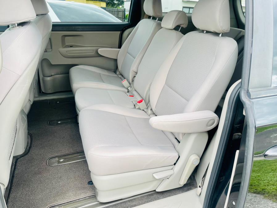 Used Kia Sedona 4dr Wgn LX 2016 | 2 Car Pros. Orlando, Florida Used Kia Sedona 4dr Wgn LX 2016 | 2 Car Pros. Orlando, Florida