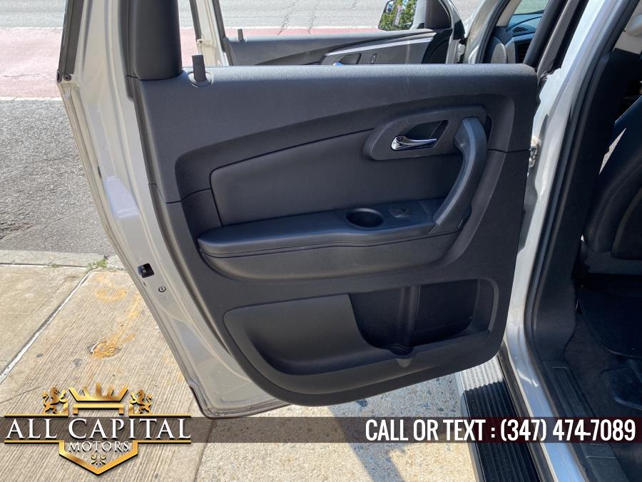 2011 Chevrolet Traverse FWD 4dr LT w/1LT, available for sale in Brooklyn, New York | All Capital Motors. Brooklyn, New York 2011 Chevrolet Traverse FWD 4dr LT w/1LT, available for sale in Brooklyn, New York | All Capital Motors. Brooklyn, New York