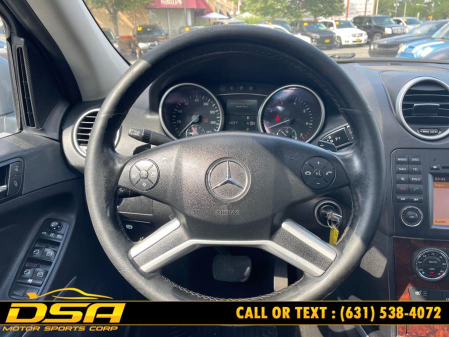 Used Mercedes-Benz M-Class 4MATIC 4dr ML 350 2011 | DSA Motor Sports Corp. Commack, New York Used Mercedes-Benz M-Class 4MATIC 4dr ML 350 2011 | DSA Motor Sports Corp. Commack, New York