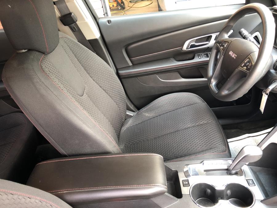 2015 GMC Terrain AWD 4dr SLE, available for sale in Waterbury, Connecticut | National Auto Brokers, Inc.. Waterbury, Connecticut 2015 GMC Terrain AWD 4dr SLE, available for sale in Waterbury, Connecticut | National Auto Brokers, Inc.. Waterbury, Connecticut