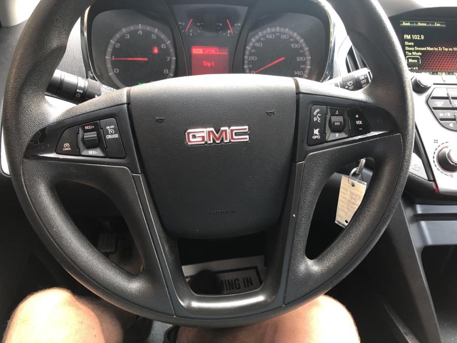 2015 GMC Terrain AWD 4dr SLE, available for sale in Waterbury, Connecticut | National Auto Brokers, Inc.. Waterbury, Connecticut 2015 GMC Terrain AWD 4dr SLE, available for sale in Waterbury, Connecticut | National Auto Brokers, Inc.. Waterbury, Connecticut