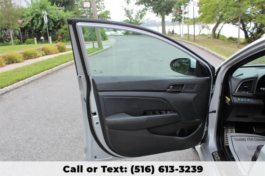 Used Hyundai Elantra Sport 1.6T Auto 2018 | Great Neck Car Buyers & Sellers. Great Neck, New York Used Hyundai Elantra Sport 1.6T Auto 2018 | Great Neck Car Buyers & Sellers. Great Neck, New York