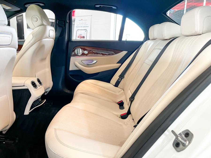Used Mercedes-Benz E-Class E 300 4MATIC Sedan 2019 | Luxury Motor Club. Franklin Square, New York Used Mercedes-Benz E-Class E 300 4MATIC Sedan 2019 | Luxury Motor Club. Franklin Square, New York