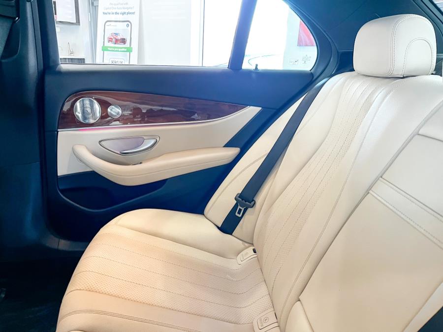 Used Mercedes-Benz E-Class E 300 4MATIC Sedan 2019 | Luxury Motor Club. Franklin Square, New York Used Mercedes-Benz E-Class E 300 4MATIC Sedan 2019 | Luxury Motor Club. Franklin Square, New York