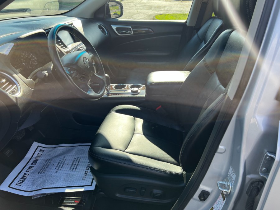 2013 Nissan Pathfinder 4WD 4dr SL, available for sale in Hartford , Connecticut | Ledyard Auto Sale LLC. Hartford , Connecticut 2013 Nissan Pathfinder 4WD 4dr SL, available for sale in Hartford , Connecticut | Ledyard Auto Sale LLC. Hartford , Connecticut