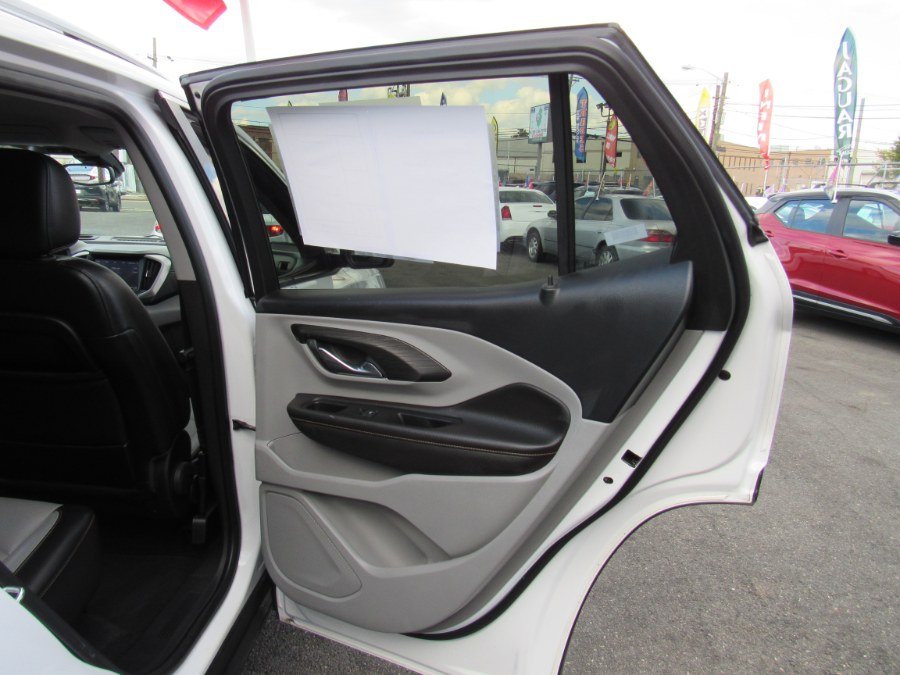 2020 GMC Terrain AWD 4dr SLT, available for sale in Irvington, New Jersey | NJ Used Cars Center. Irvington, New Jersey 2020 GMC Terrain AWD 4dr SLT, available for sale in Irvington, New Jersey | NJ Used Cars Center. Irvington, New Jersey