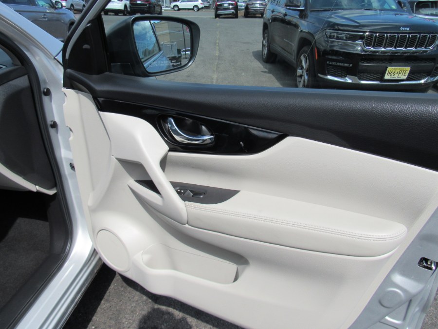 2020 Nissan Rogue Sport AWD SV, available for sale in Irvington, New Jersey | NJ Used Cars Center. Irvington, New Jersey 2020 Nissan Rogue Sport AWD SV, available for sale in Irvington, New Jersey | NJ Used Cars Center. Irvington, New Jersey