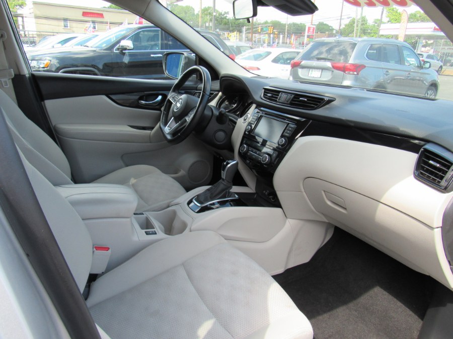 2020 Nissan Rogue Sport AWD SV, available for sale in Irvington, New Jersey | NJ Used Cars Center. Irvington, New Jersey 2020 Nissan Rogue Sport AWD SV, available for sale in Irvington, New Jersey | NJ Used Cars Center. Irvington, New Jersey