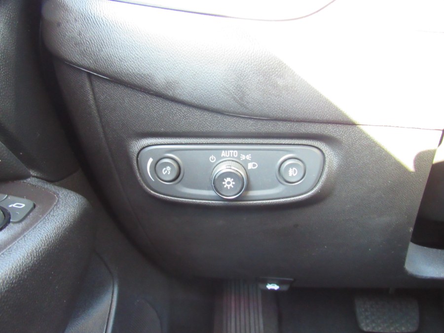 2021 Chevrolet Equinox AWD 4dr LT w/1LT, available for sale in Irvington, New Jersey | NJ Used Cars Center. Irvington, New Jersey 2021 Chevrolet Equinox AWD 4dr LT w/1LT, available for sale in Irvington, New Jersey | NJ Used Cars Center. Irvington, New Jersey