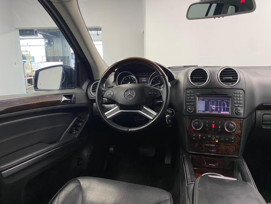 Used Mercedes-Benz GL-Class 4MATIC 4dr GL550 2012 | M Auto Group. Elizabeth, New Jersey Used Mercedes-Benz GL-Class 4MATIC 4dr GL550 2012 | M Auto Group. Elizabeth, New Jersey