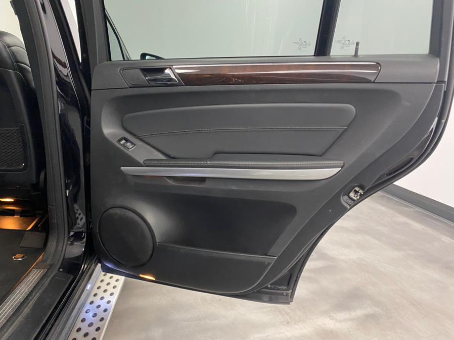 Used Mercedes-Benz GL-Class 4MATIC 4dr GL550 2012 | M Auto Group. Elizabeth, New Jersey Used Mercedes-Benz GL-Class 4MATIC 4dr GL550 2012 | M Auto Group. Elizabeth, New Jersey