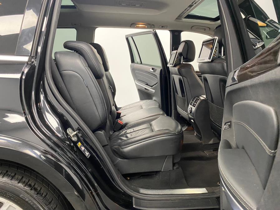 Used Mercedes-Benz GL-Class 4MATIC 4dr GL550 2012 | M Auto Group. Elizabeth, New Jersey Used Mercedes-Benz GL-Class 4MATIC 4dr GL550 2012 | M Auto Group. Elizabeth, New Jersey
