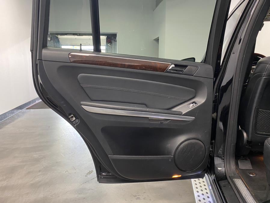 Used Mercedes-Benz GL-Class 4MATIC 4dr GL550 2012 | M Auto Group. Elizabeth, New Jersey Used Mercedes-Benz GL-Class 4MATIC 4dr GL550 2012 | M Auto Group. Elizabeth, New Jersey