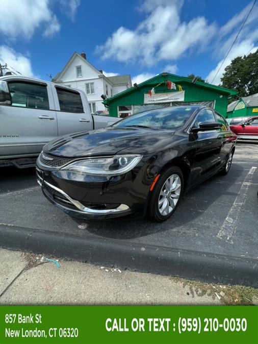 Used Chrysler 200 4dr Sdn C FWD 2015 | McAvoy Inc dba Town Hill Auto. New London, Connecticut