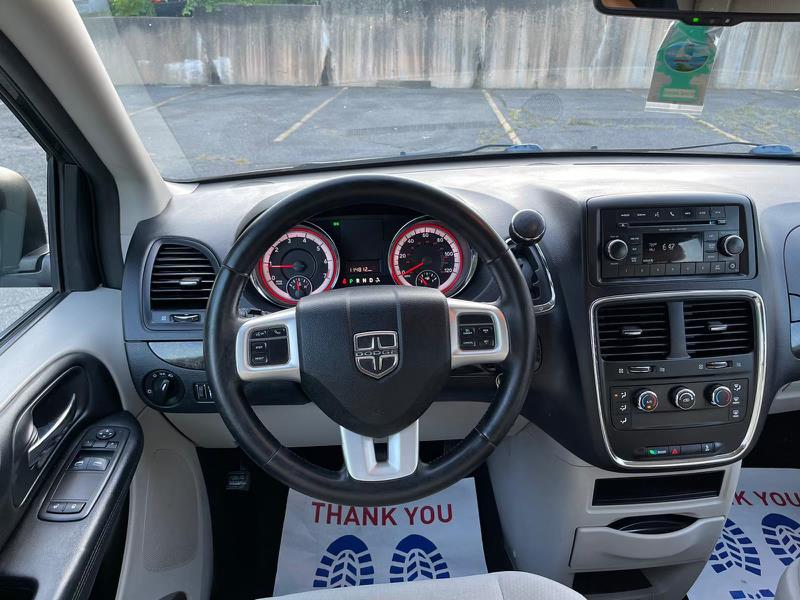 2015 Dodge Grand Caravan 4dr Wgn SE, available for sale in New Britain, Connecticut | Supreme Automotive. New Britain, Connecticut 2015 Dodge Grand Caravan 4dr Wgn SE, available for sale in New Britain, Connecticut | Supreme Automotive. New Britain, Connecticut