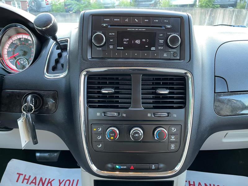 2015 Dodge Grand Caravan 4dr Wgn SE, available for sale in New Britain, Connecticut | Supreme Automotive. New Britain, Connecticut 2015 Dodge Grand Caravan 4dr Wgn SE, available for sale in New Britain, Connecticut | Supreme Automotive. New Britain, Connecticut