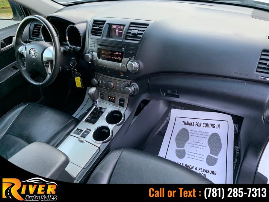 Used Toyota Highlander 4WD 4dr V6 SE 2012 | River Auto Sales. Malden, Massachusetts Used Toyota Highlander 4WD 4dr V6 SE 2012 | River Auto Sales. Malden, Massachusetts