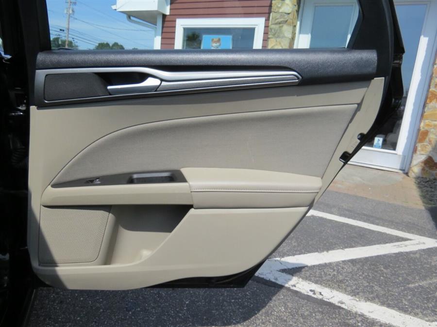 Used Ford Fusion SE 4dr Sedan 2018 | Lake City Exports Inc. Auburn, Maine Used Ford Fusion SE 4dr Sedan 2018 | Lake City Exports Inc. Auburn, Maine