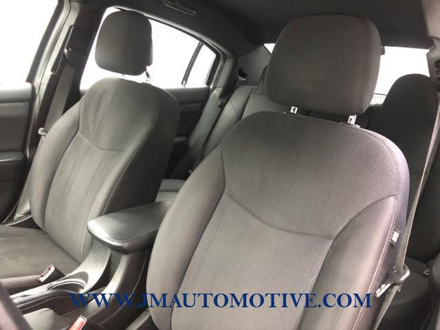 Used Chrysler 200 4dr Sdn Touring 2014 | J&M Automotive Sls&Svc LLC. Naugatuck, Connecticut Used Chrysler 200 4dr Sdn Touring 2014 | J&M Automotive Sls&Svc LLC. Naugatuck, Connecticut