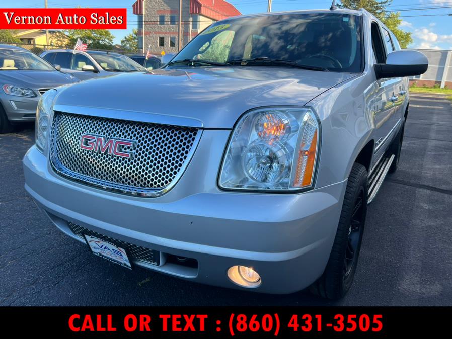 Used GMC Yukon XL AWD 4dr 1500 Denali 2013 | Vernon Auto Sale & Service. Manchester, Connecticut