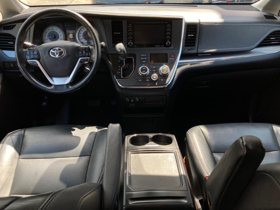 Used Toyota Sienna SE Premium FWD 8-Passenger (Natl) 2019 | Carsbuck Inc.. Brooklyn, New York Used Toyota Sienna SE Premium FWD 8-Passenger (Natl) 2019 | Carsbuck Inc.. Brooklyn, New York