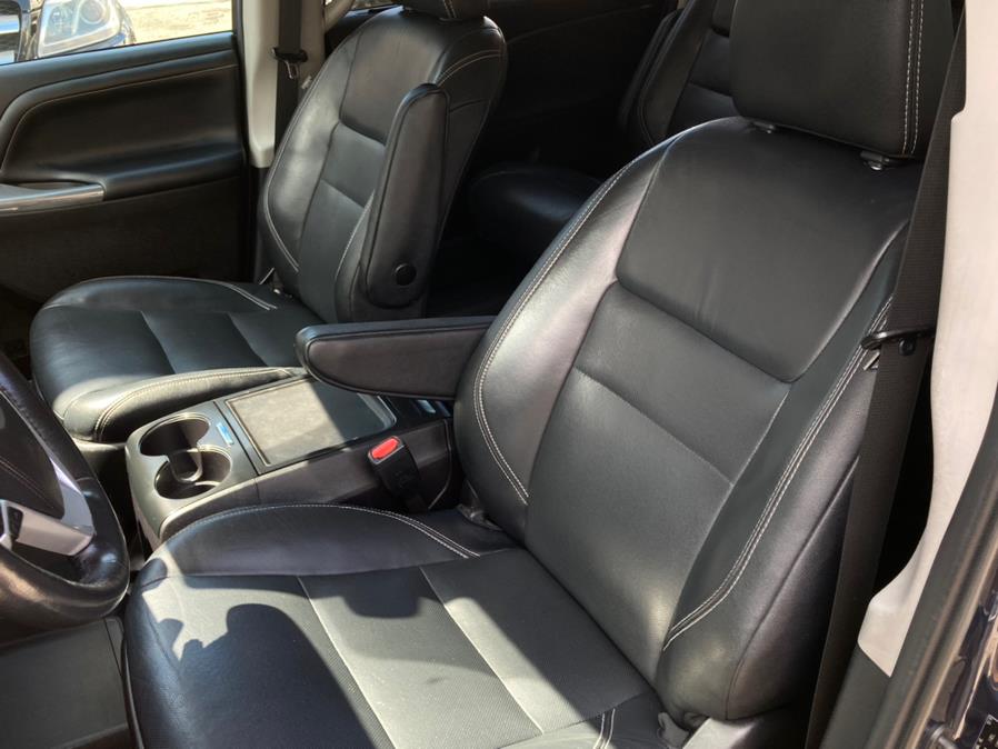 Used Toyota Sienna SE Premium FWD 8-Passenger (Natl) 2019 | Carsbuck Inc.. Brooklyn, New York Used Toyota Sienna SE Premium FWD 8-Passenger (Natl) 2019 | Carsbuck Inc.. Brooklyn, New York