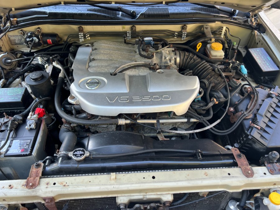 2002 Nissan Pathfinder LE 4WD Auto, available for sale in Bristol, Connecticut | Bristol Auto Center LLC. Bristol, Connecticut 2002 Nissan Pathfinder LE 4WD Auto, available for sale in Bristol, Connecticut | Bristol Auto Center LLC. Bristol, Connecticut