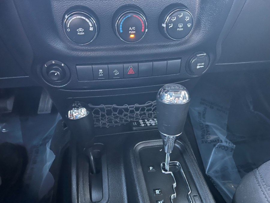 2013 Jeep Wrangler Unlimited 4WD 4dr Sport, available for sale in Bristol, Connecticut | Bristol Auto Center LLC. Bristol, Connecticut 2013 Jeep Wrangler Unlimited 4WD 4dr Sport, available for sale in Bristol, Connecticut | Bristol Auto Center LLC. Bristol, Connecticut
